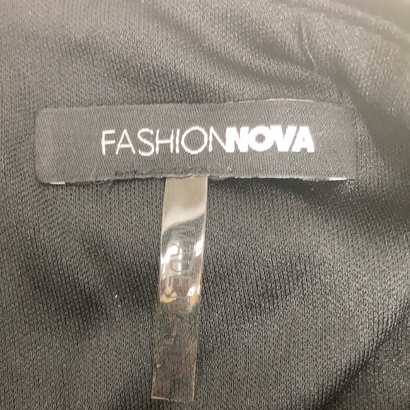 Fashion Nova Multicolor Mini Skirt. - Picture 6 of 7